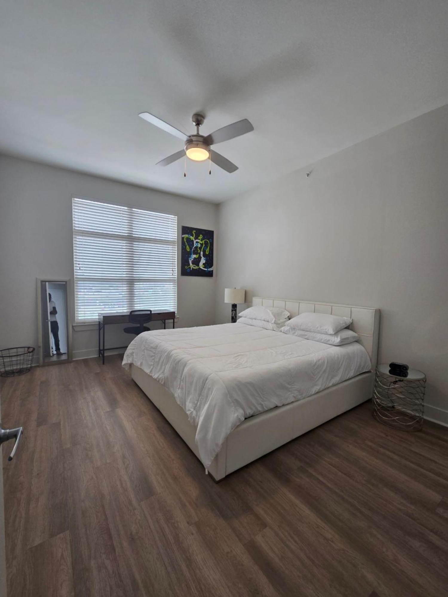 2bdrm/2 King Beds/1air Mattress Apartamento *