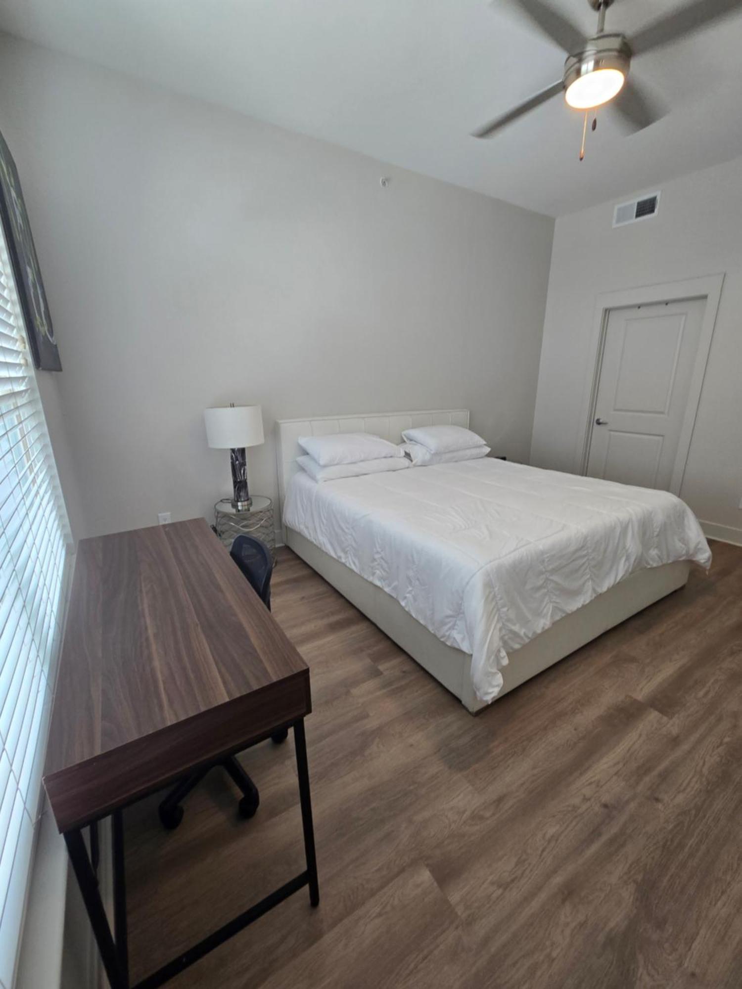 2bdrm/2 King Beds/1air Mattress Apartamento *